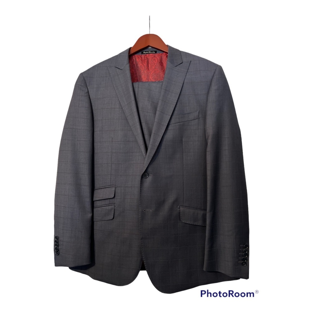 Beautiful English Laundry Suit
